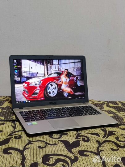 Мощный ультрабук i3-7th, gt920mx