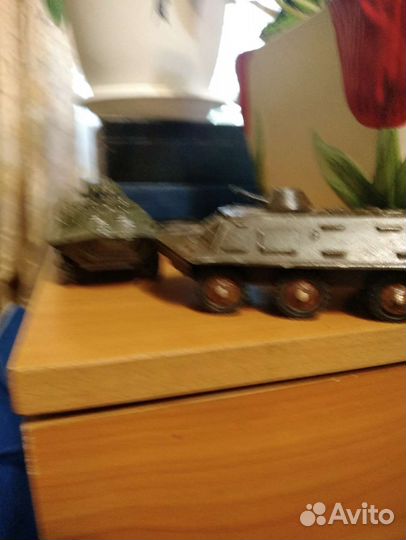 Игрушки металлические. СССР танки, бтр, пушки