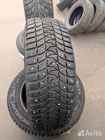 Michelin Latitude X-Ice North 3 215/60 R17