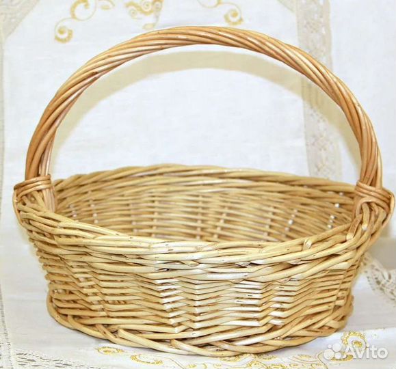 Корзина плетеная большая