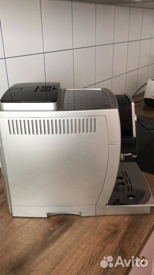 Кофемашина De'Longhi ecam 23.460