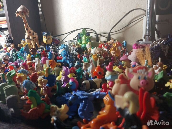 Игрушки из киндер сюрприза