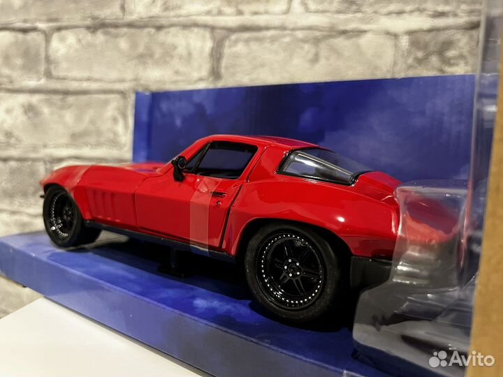 Сhevrolet Сorvette С2 Sting Ray 1/24 Jada