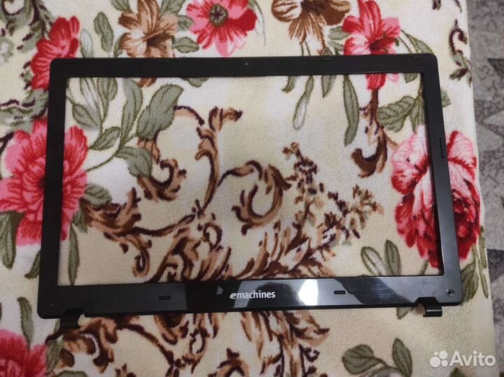 Рамка, безель матрицы ноутбука Emachines E732