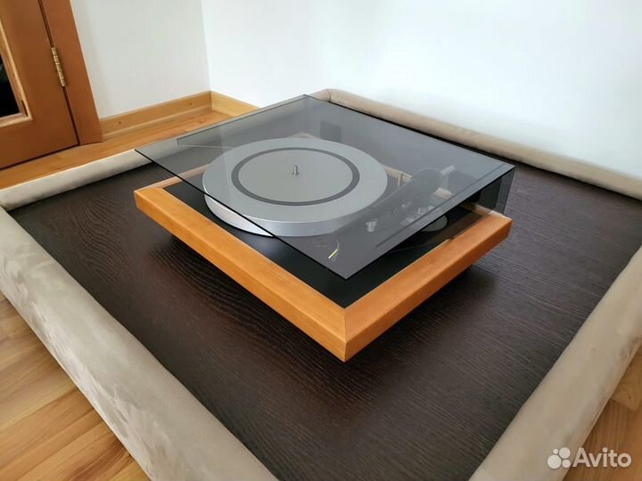 Проигрыватель винила Wilson Benesch Act One