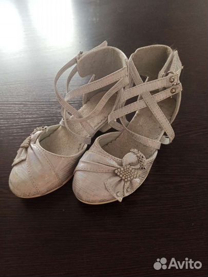 Туфли для девочки