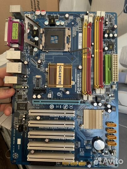 Gygabyte ga-p35-s3g + intel e5450