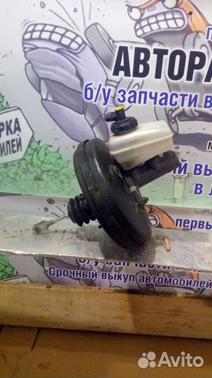 Вакуумный усилитель тормозов Renault Logan