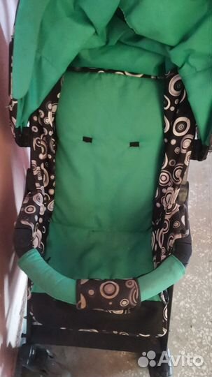 Прогулочная коляска