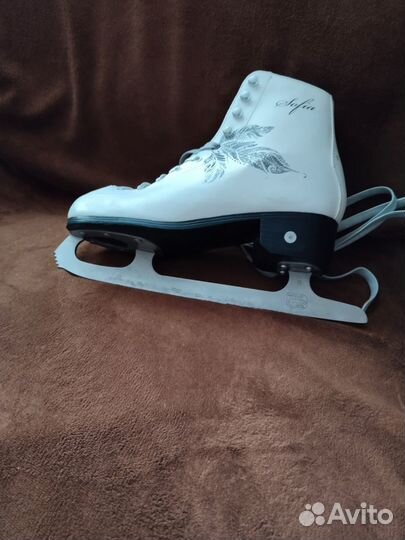 Коньки фигурные
