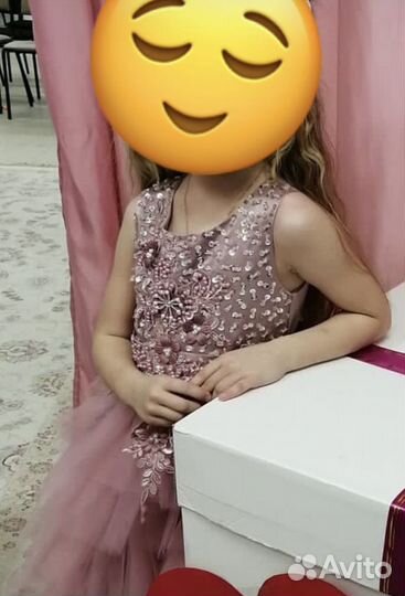Платье нарядное