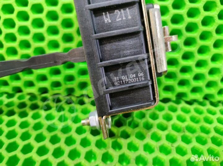 Ограничитель двери Mercedes-Benz E W211