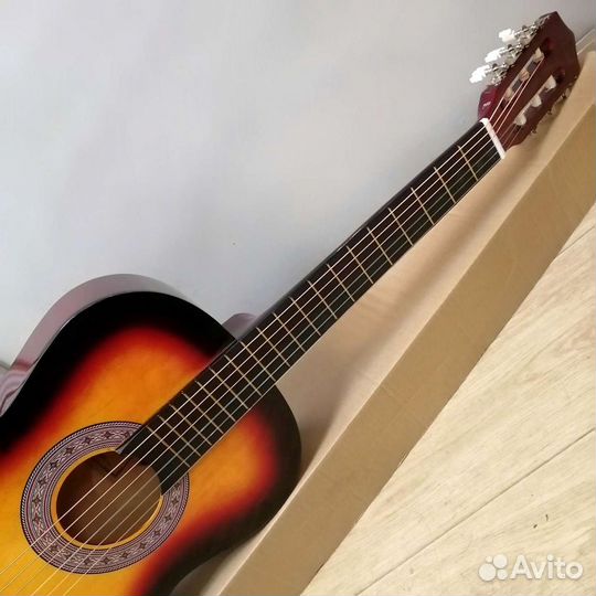 Гитара новая классическая