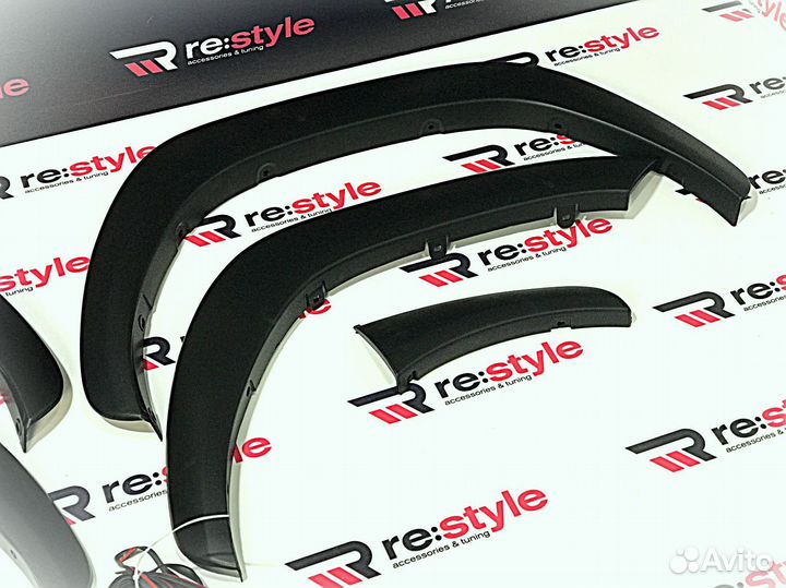 Фендера Toyota Hilux Pick Up с16г Тонкие