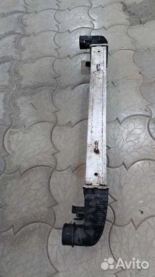 Интеркулер,охладитель воздух,радиатор mercedes 204