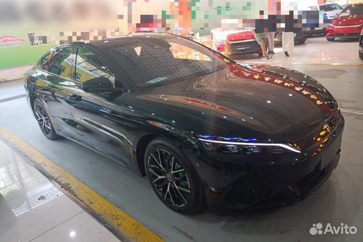 BYD Han EV 517 л.с. AT, 2022, 1 000 км