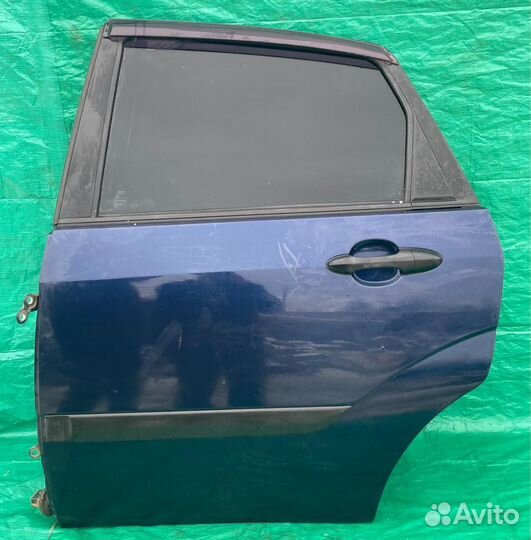 Задняя левая дверь Ford Focus 1