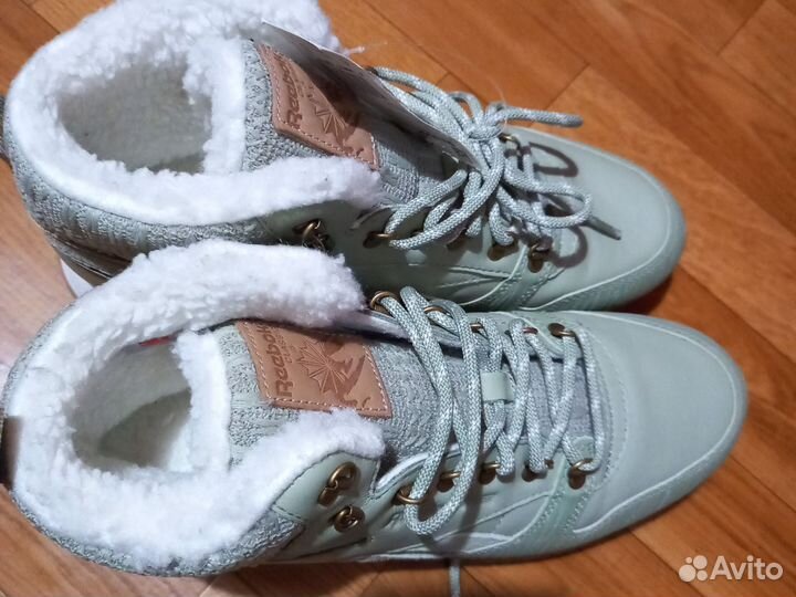 Зимние кроссовки Reebok