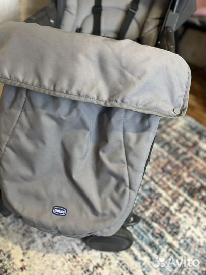 Коляска прогулочная chicco