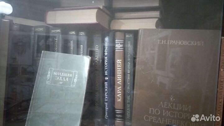 Серия книг Литературные памятники