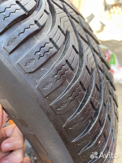 Шины зимнте новые R15