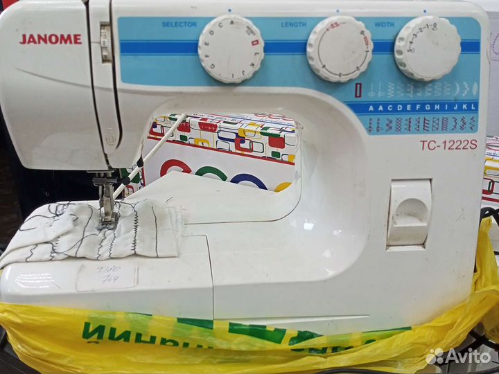 Швейная машина Janome тс-1222S, бу