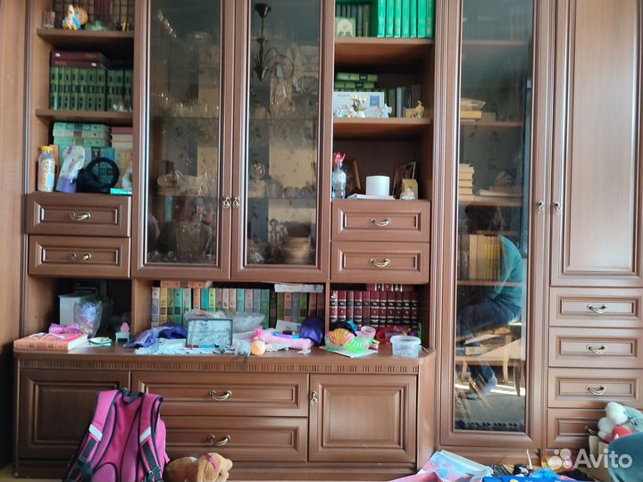 Стенка в гостиную