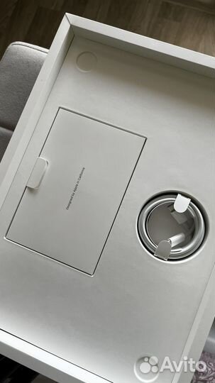 MacBook Pro 13/M2/8/512 (Silver)