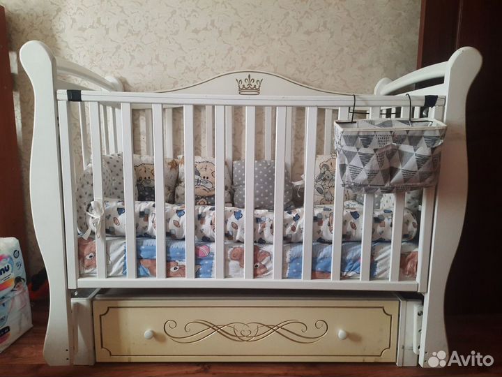 Комплект бортиков в кроватку