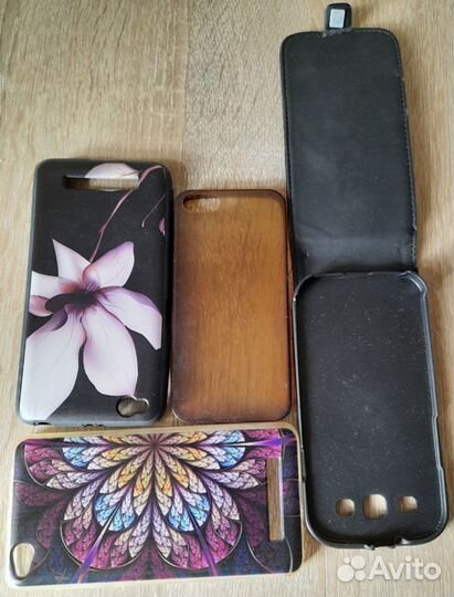 Чехлы на телефоны