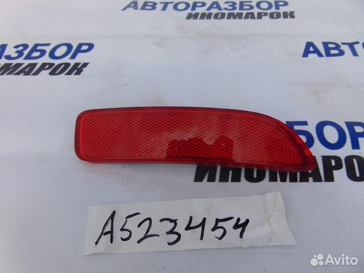 Отражатель в бампер задний правый для Renault Dokk