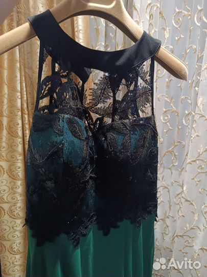 Вечернее платье