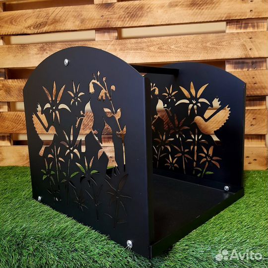 Металлическая дровница 