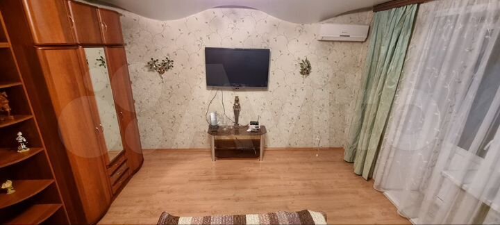 2-к. квартира, 50 м², 6/9 эт.