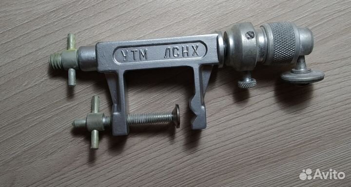 Струбцина с поворотной головкой для фото СССР