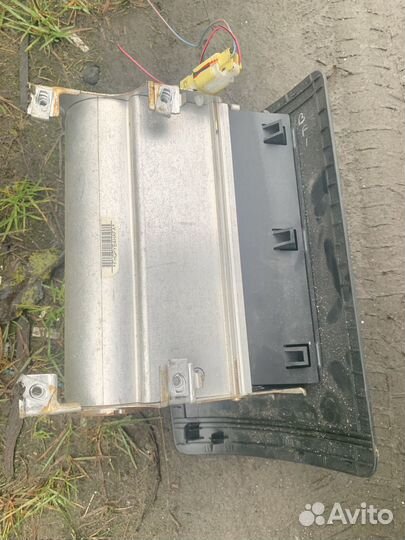 Подушка безопасности форд Ford Maverick 2001-2007