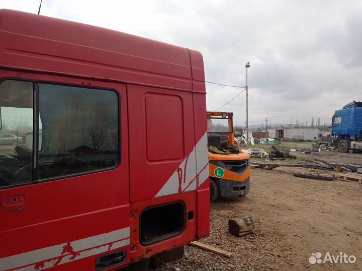 1676594 Четверть кабины левая сторона Daf XF105