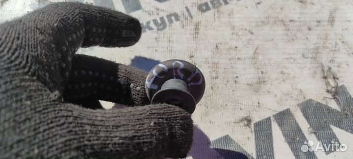 Уплотнитель заднего стеклоочистителя Ford Fiesta