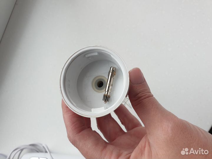 Блендер погружной Electrolux с венчиком измельчи