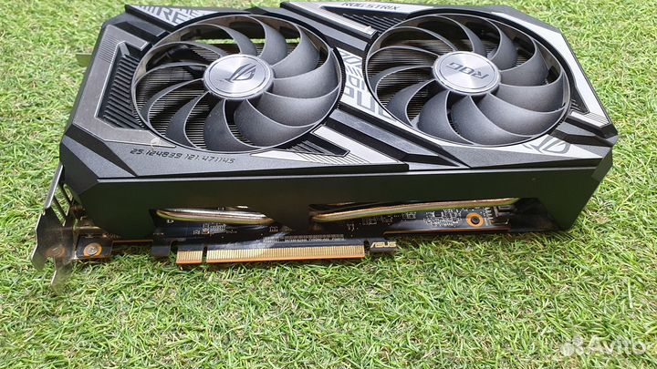 Asus ROG Strix Radeon RX 6600 XT OC 8GB