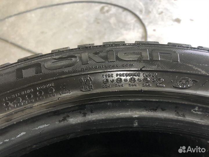 Nokian Tyres Hakkapeliitta 8 225/45 R18 и 245/40 R18 95T