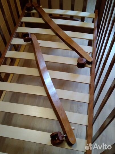 Кроватка детская