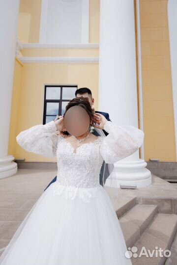 Свадебное платье