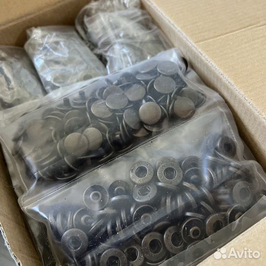 Кнопки альфа 15 мм 3 цвета