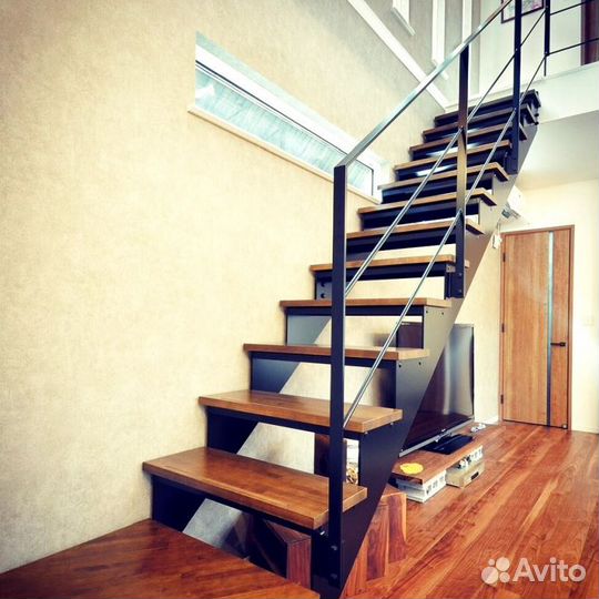 Лестницы г-образные