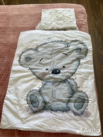 Комплект в детскую кроватку