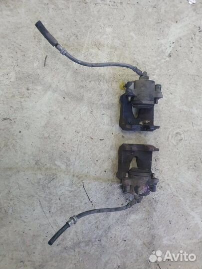 Суппорт передний Audi A3 8P(5хб) 1.6 BSE 2004-2008