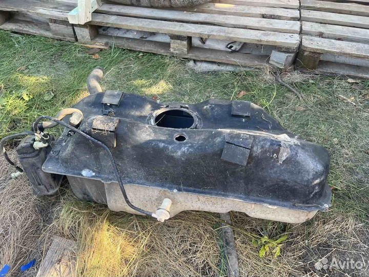 Бензобак chevrolet aveo т300