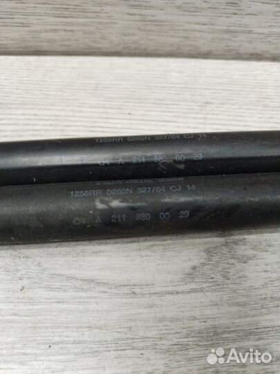 Амортизатор капота