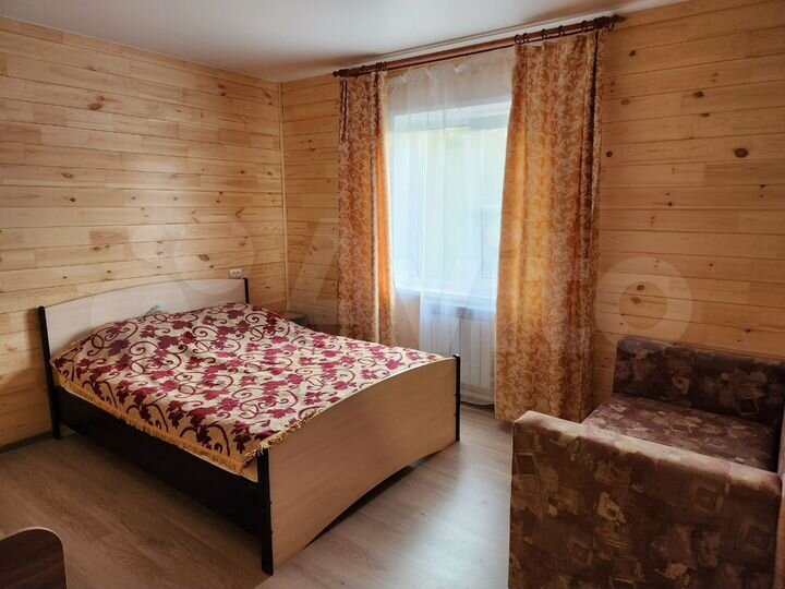 Дом 426 м² на участке 10 сот.